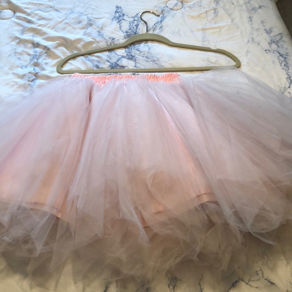Tutu - Picture 3 of 3